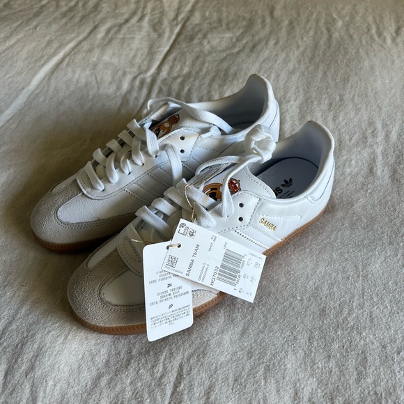 SOLD - Picture 1 of 3